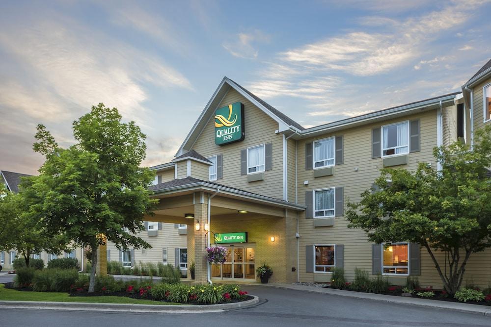 Quality Inn Airport Dieppe Moncton Exterior foto